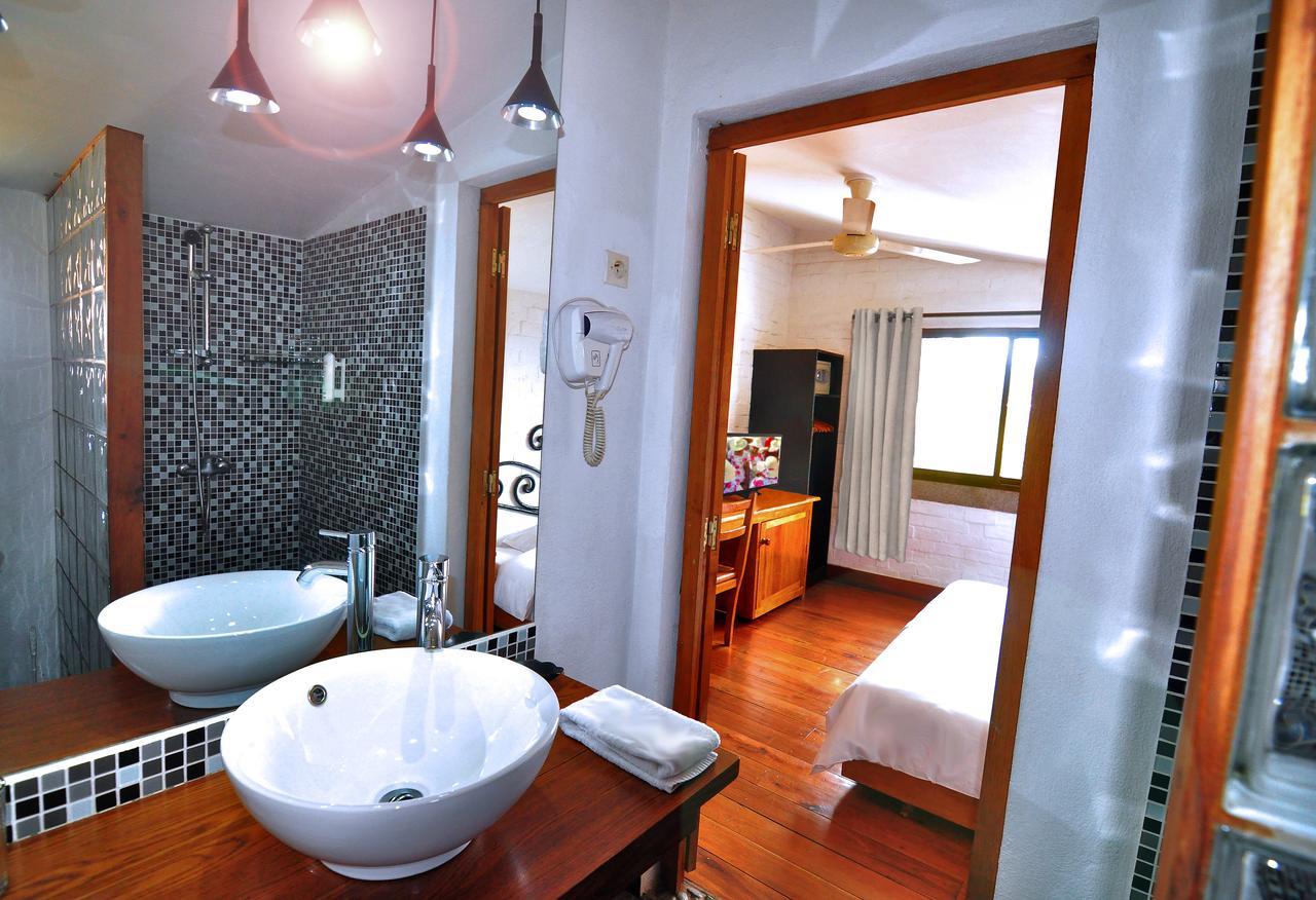 Rova Hotel Antananarivo Exterior photo